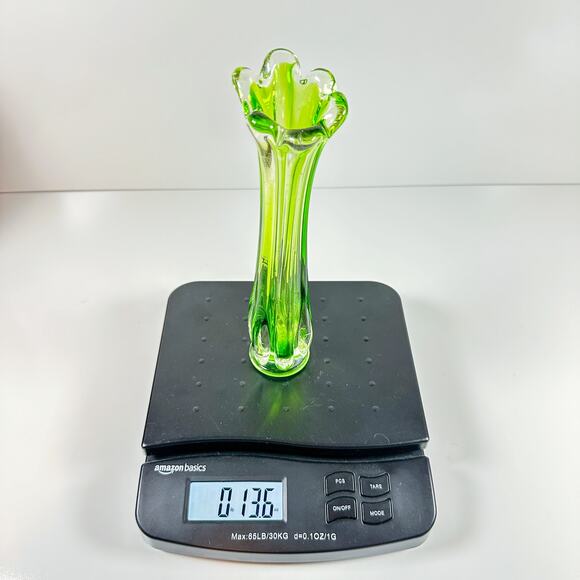 Green Sommerso Stretched Art Glass Vase 9" Ruffled Rim Mid Century - Picture 11 of 12